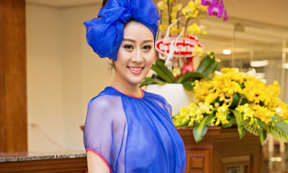 MC Kim Trang 'hóa' công chúa xinh  thật  xì-tìn