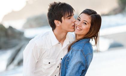 Làm sao để nói câu 'anh yêu em' đầu tiên thật ngọt ngào