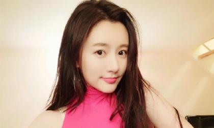 Cô giáo đẹp nhất Trung Quốc khiến cộng đồng mạng mê mẩn