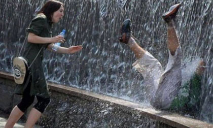 Khoảnh khắc 'dở khóc dở cười' đình đám nhất thế giới