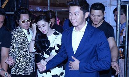 Phạm Băng Băng tình tứ nắm chặt tay Lý Thần
