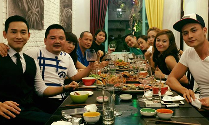 Dàn sao hàng đầu Vbiz hội tụ mừng sinh nhật Hoàng Thùy Linh