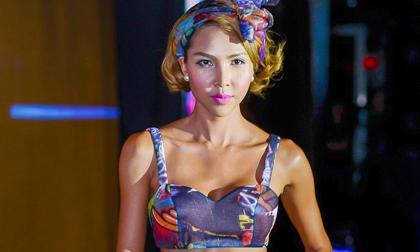 Minh Triệu quyến rũ trong bộ sưu tập mới của Lê Thanh Hòa