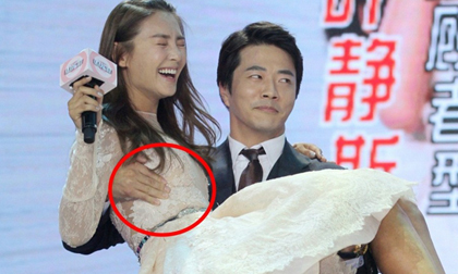 Kwon Sang Woo bị chỉ trích vì 'sàm sỡ' vòng một Trương Vũ Kỳ