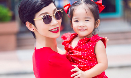 Xuân Lan khoe 'khoảnh khắc thiên thần' bên bé Thỏ