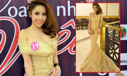 Linh Jollie quyến rũ trong trang phục dạ hội