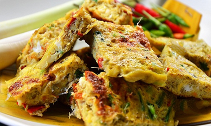 'Đã miệng' với món trứng chiên bằng lá chuối kiểu Thái