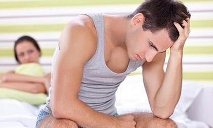 Vợ chồng phải nhét khăn vào miệng và nín thở mỗi khi làm 'chuyện ấy'