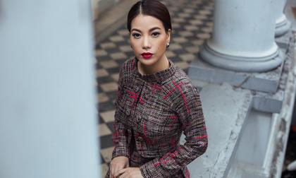 Trương Ngọc Ánh đẹp quý phái trong bộ áo dài cách tân