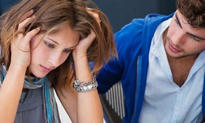 Bí mật của chồng được hé lộ nhờ vết ướt lạ trên quần