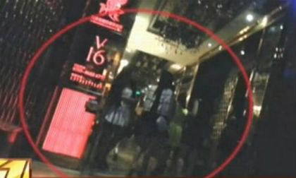 Thâm nhập tụ điểm nơi 'chân dài' xếp hàng cho khách chọn