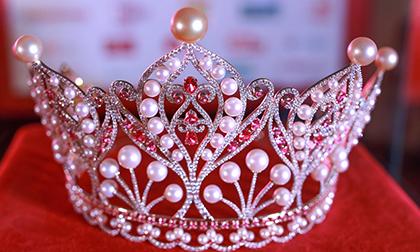 Cận cảnh vương miện 2,2 tỷ đồng của Hoa hậu hoàn vũ Việt Nam 2015