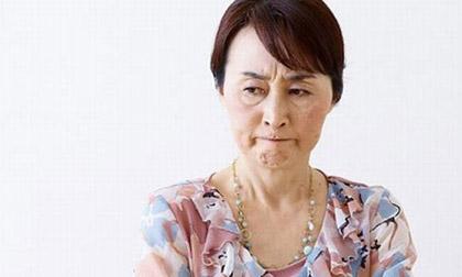 Mẹ chồng giận tím mặt vì suốt ngày bị con dâu 'chơi đểu'