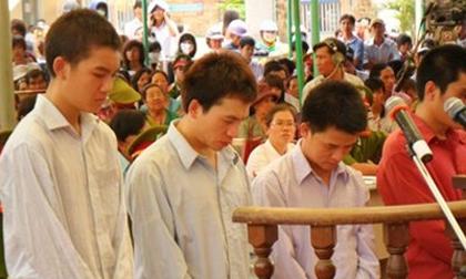 'Thiếu gia' thất tình rạch đùi hàng loạt thiếu nữ 