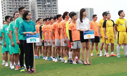 16 đội bóng tham dự Lễ khai mạc Cúp Hồ Gươm 2015