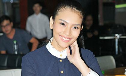 Trương Thị May 'kín cổng cao tường' vẫn quyến rũ khó rời mắt