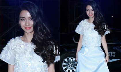 Angela Baby diện váy trắng xinh như công chúa tại sự kiện