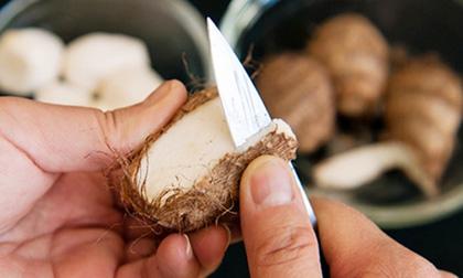 Bảo vệ đôi bàn tay khi nấu ăn bằng những mẹo đơn giản