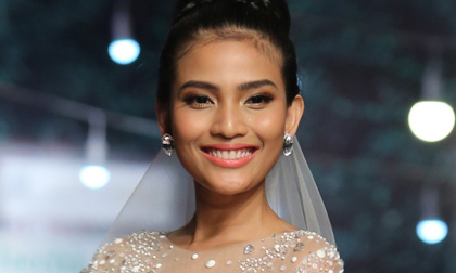 Trương Thị May làm cô dâu lộng lẫy trên sàn diễn 