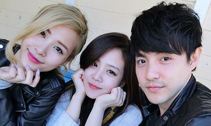 Đông Nhi thân thiết với em gái xinh đẹp của bạn trai đại gia