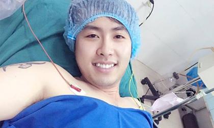 Ca sĩ Akira Phan bất ngờ nhập viện phẫu thuật đầu gối