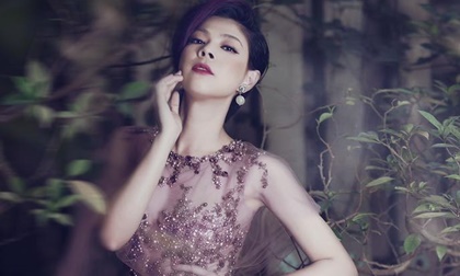 Thanh Thảo đẹp phiêu bồng trong sắc tím