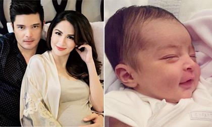 'Mỹ nhân đẹp nhất Philippines' khoe ảnh cận mặt con gái 