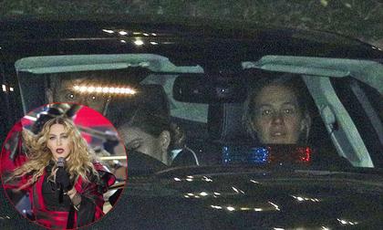 Madonna có thể bị phạt tù vì sử dụng xe cảnh sát giả