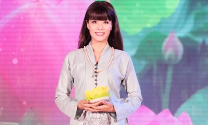 Á hậu Băng Châu trở lại sàn diễn với chương trình 'Sen vàng từ bi'