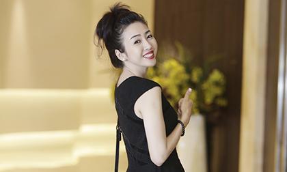 NTK Nhật Phượng khoe vẻ đẹp quyến rũ tại sự kiện thời trang Phong cách và Cuộc Sống