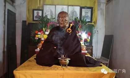 Thi thể nhà sư chết 3 năm không phân hủy