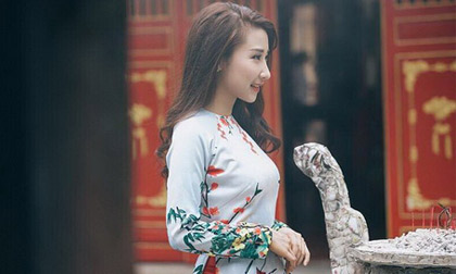 Á khôi Phan Nga đẹp kiều diễm với áo dài xuân Bính Thân