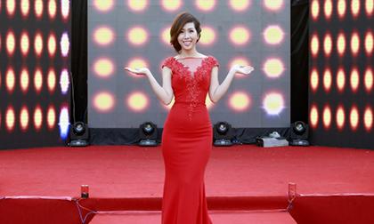 Hoa hậu Thanh Mai diện đầm đỏ rạng rỡ đi làm giám khảo cuộc thi Music & Fashion