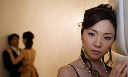 Tình nhân của chồng luôn tìm cách gây sự với tôi