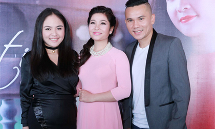 Vợ chồng Tú Dưa tình cảm tới ủng hộ giải ba Sao Mai 2015