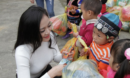 Minh Chánh Entertainment mang Xuân ấm áp tới người dân nghèo miền núi