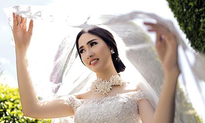 Rộ nghi án Phan Thị Mơ sắp lên xe hoa với bạn trai đại gia