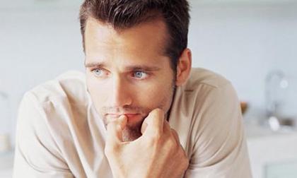 'Đứng hình' khi thấy người phụ nữ lạ ngồi trong nhà tự nhận là vợ