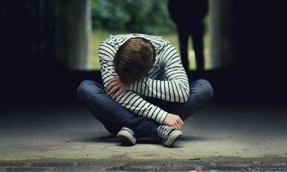 Khi tôi bị bệnh, bạn gái vẫn bòn rút tiền để 'bao' người đàn ông khác