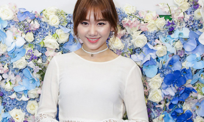 Hari Won tươi tắn hơn sau scandal tình cảm với Trấn Thành