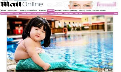 Nhóc tỳ người Việt hóa 'mỹ nhân ngư' được báo nước ngoài khen ngợi