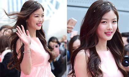 Kim Yoo Jung khoe vẻ đẹp như 'tiểu tiên nữ'