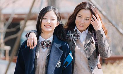 Kim Hee Sun 'điên rồ' khi 'con gái' bị bạo lực học đường