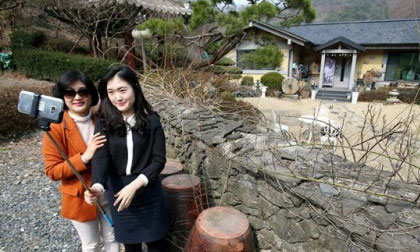 Nhà của cha mẹ Song Joong Ki trở thành 'báu vật' du lịch xứ Kim chi