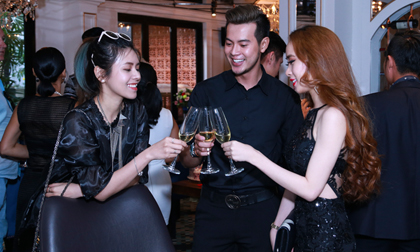 Clair tổ chức tiệc trà chiều giới thiệu sản phẩm mới