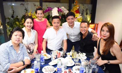 Sao Việt đến mừng vợ chồng Bình Minh tân gia