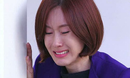 Chết lặng bắt gặp chồng vào nhà nghỉ với bạn trai cũ của tôi