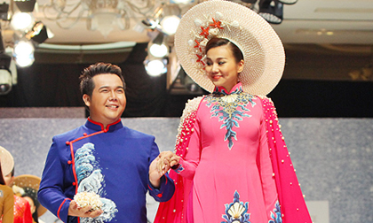 Áo dài Độc - Lạ trong BST 'Sóng Biển' của NTK Minh Châu