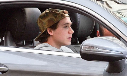 Đi xe sang hơn 1 tỷ đồng, Brooklyn có thể bị phạt vì vi phạm giao thông