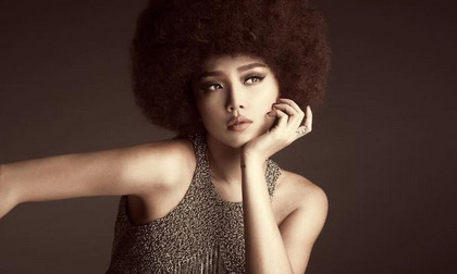 Tóc Tiên khác lạ với style tóc xù như 'đống rơm'